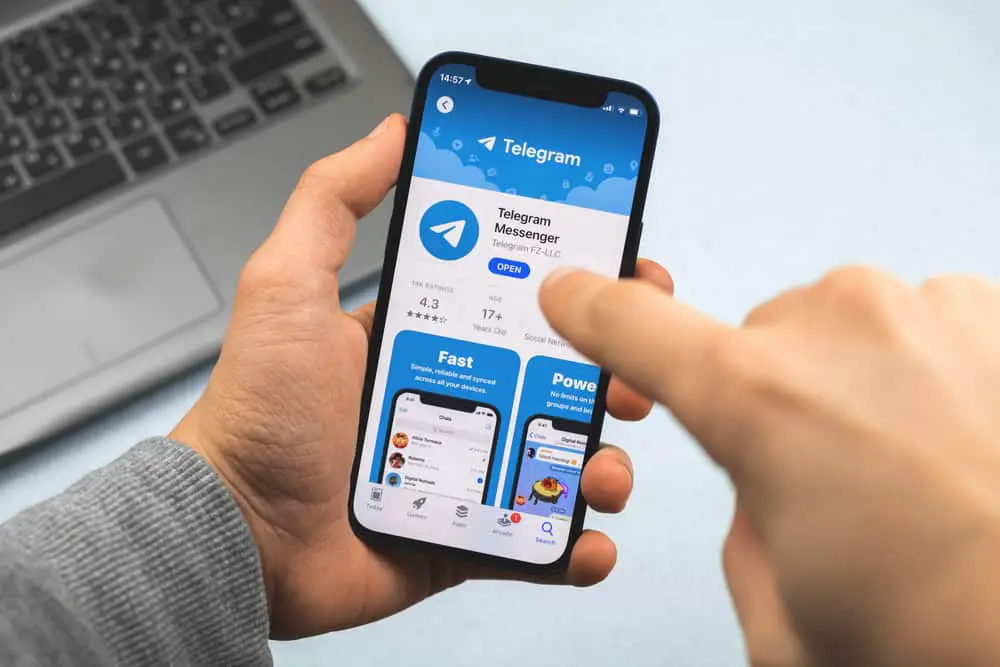 Como actualizar Telegram en iPhone?