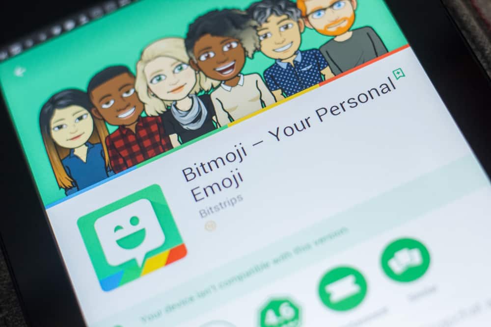 Cómo agregar Bitmoji a WhatsApp