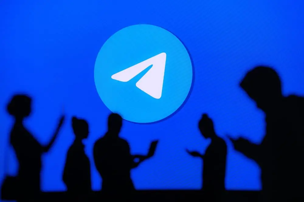 Cómo aparecer sin conexión en Telegram?