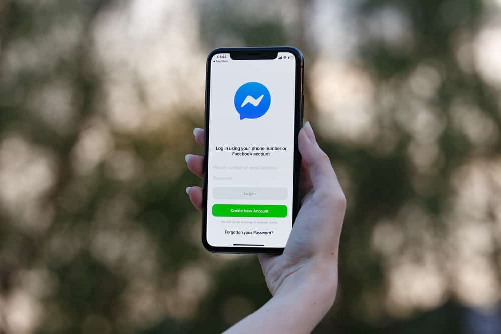 Cómo cambiar el fondo en Messenger en iPhone?