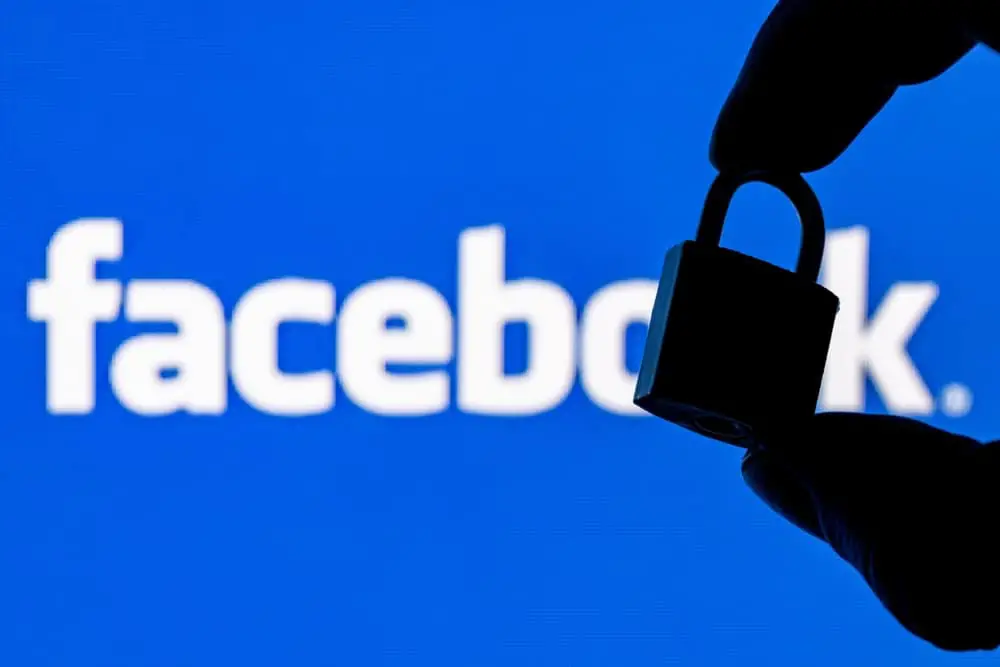 Cómo cambiar la pregunta de seguridad en Facebook