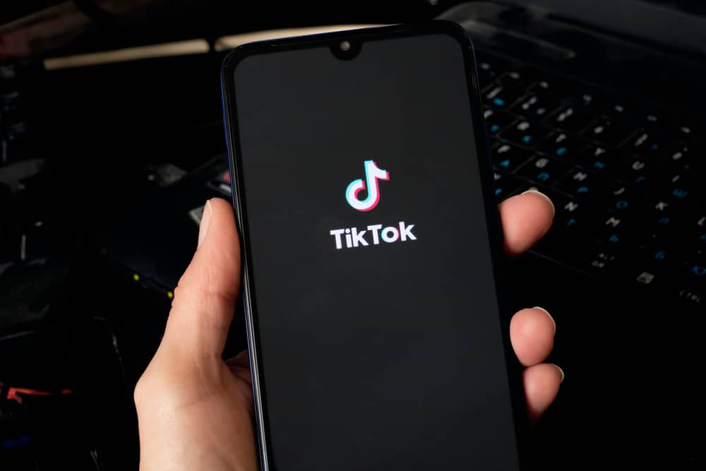 Cómo fijar un comentario en TikTok
