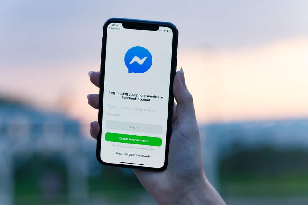 Cómo guardar audio desde Messenger iPhone?