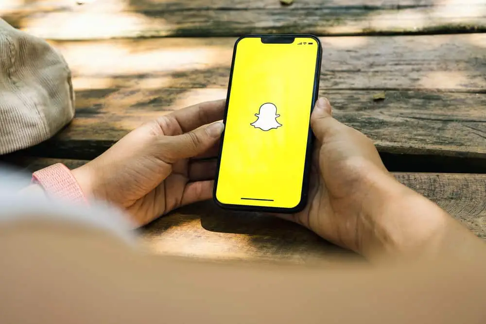 Cómo iniciar una conversación con una chica en Snapchat