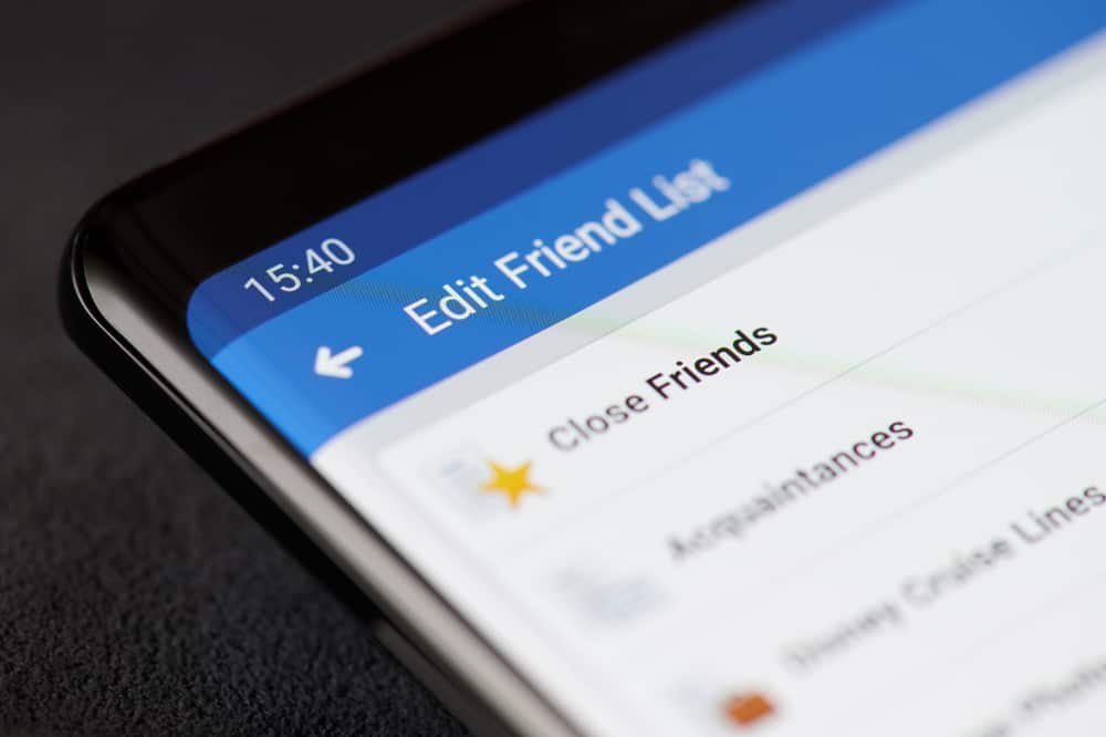 ¿Cómo agregar a alguien a amigos cercanos en Facebook?