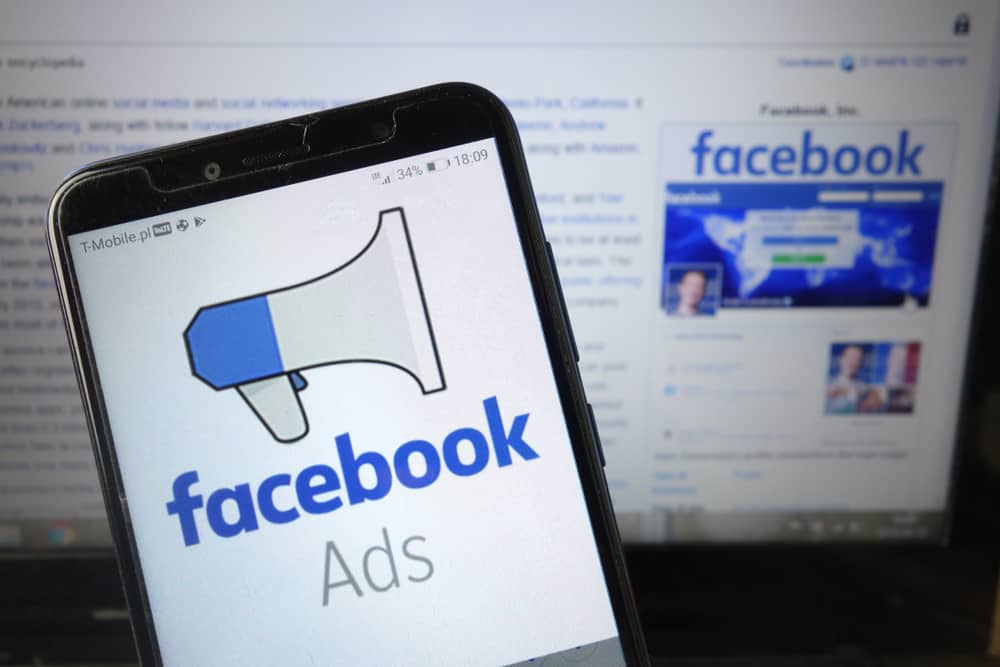 ¿Cuándo cobra Facebook por los anuncios?