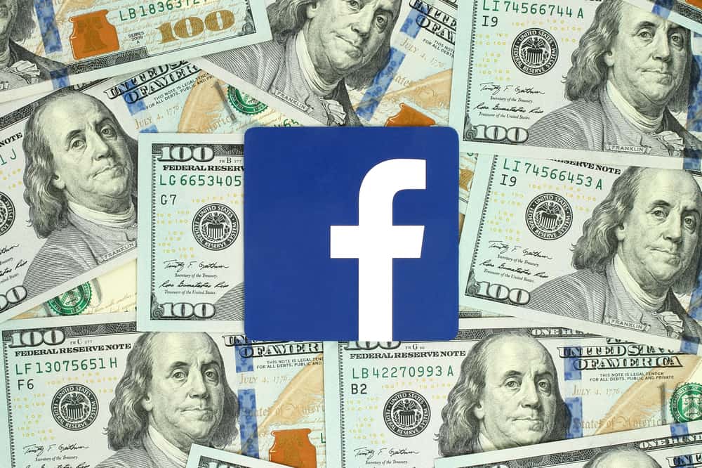 ¿Cuánto cobran los moderadores de Facebook?