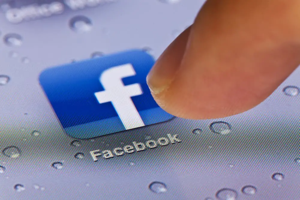 ¿Qué significa fijar un grupo en Facebook?