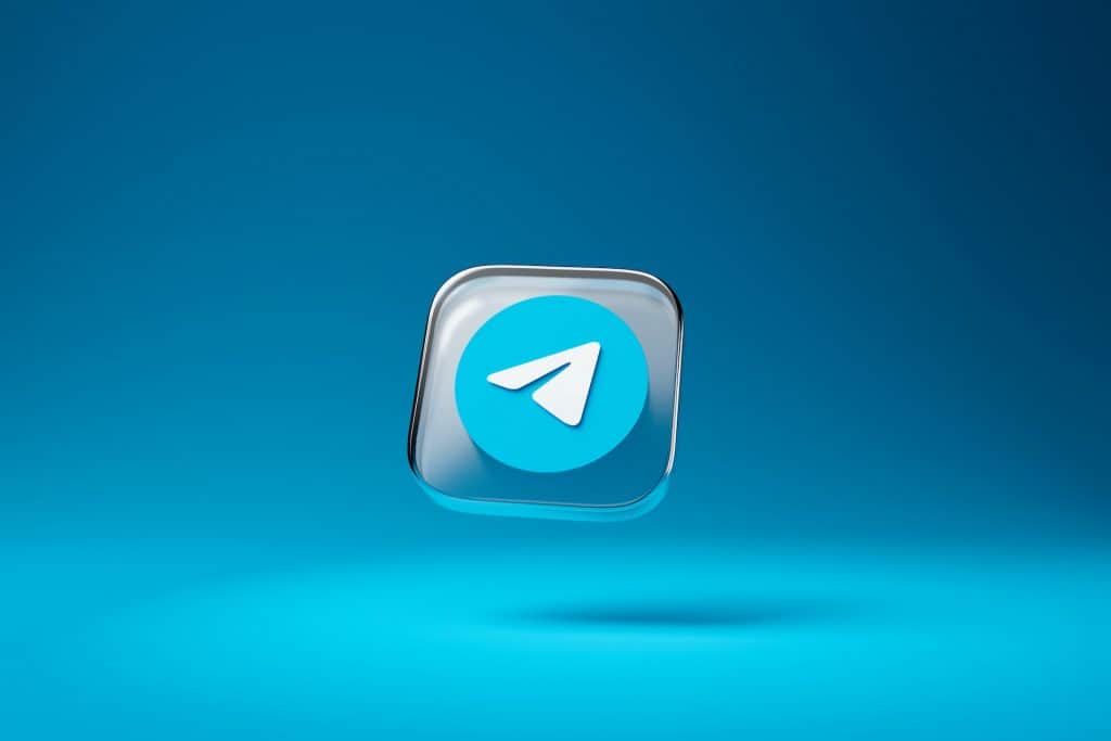 Cómo hacer una encuesta sobre Telegram?