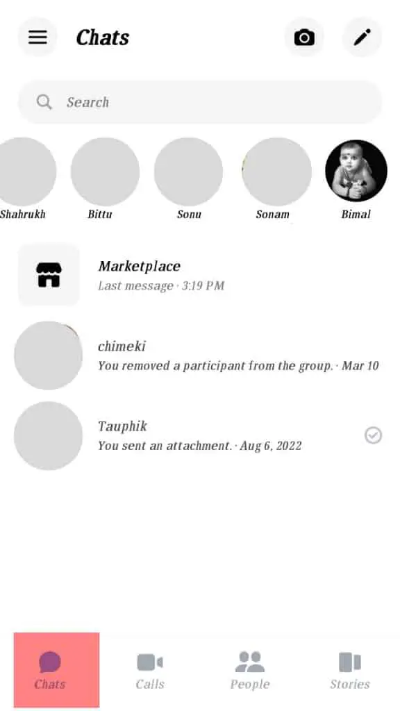 ¿Por qué hay alguien en la parte superior de mi Messenger?