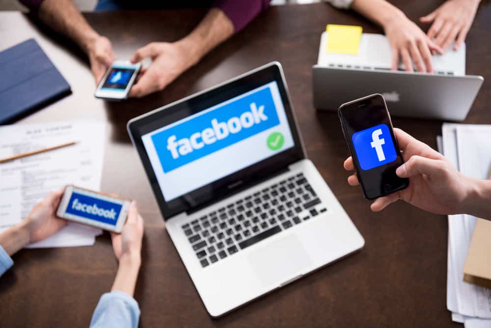 Cómo ver a los principales colaboradores en un grupo de Facebook