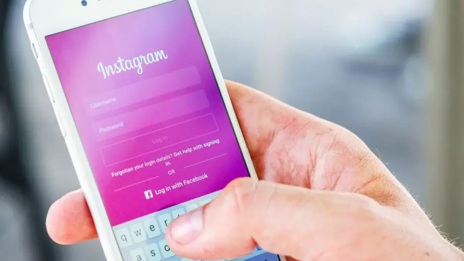 Cómo reproducir un vídeo en una historia de Instagram: 2 métodos para cautivar ...