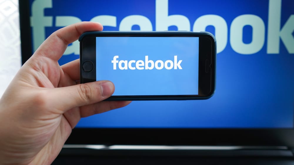 ¿Cómo encontrar a alguien en Facebook con solo el nombre?