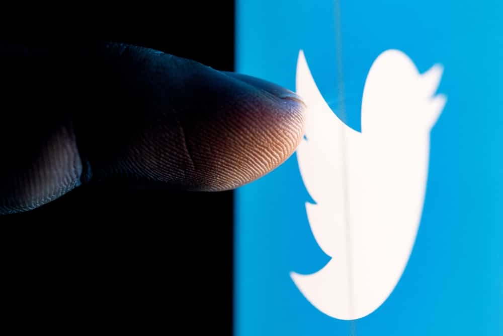 ¿Cómo fijar el Tweet de otra persona?