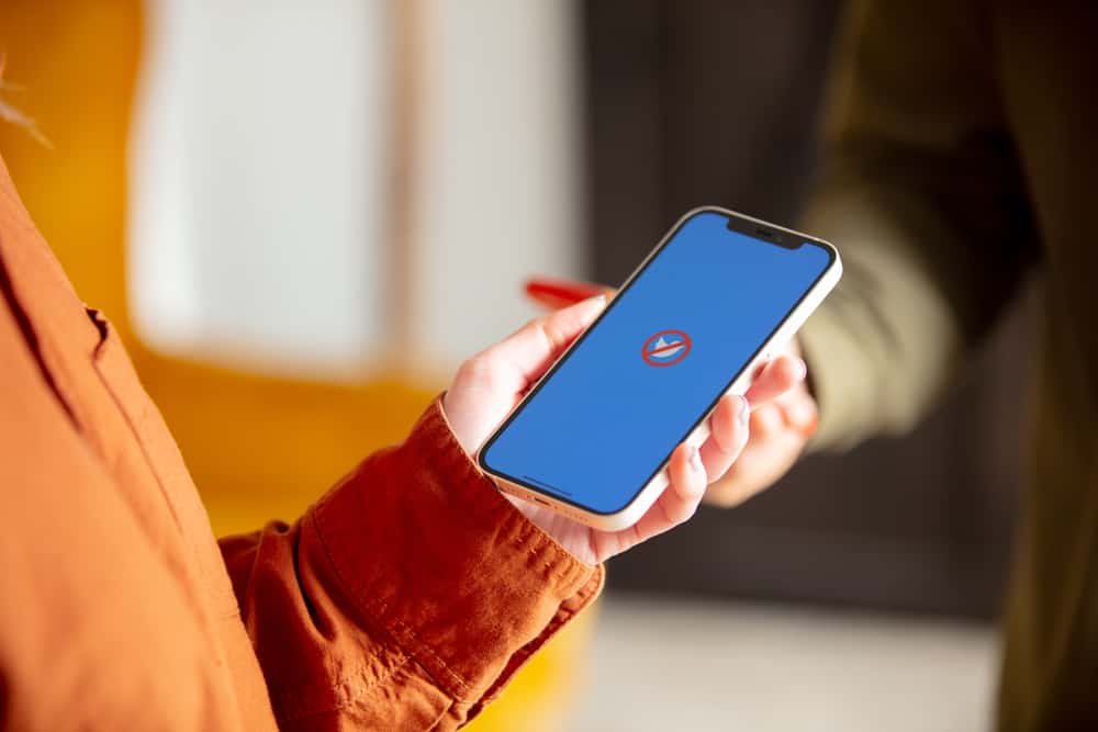 ¿Los mensajes de iMessage se entregan cuando están bloqueados?