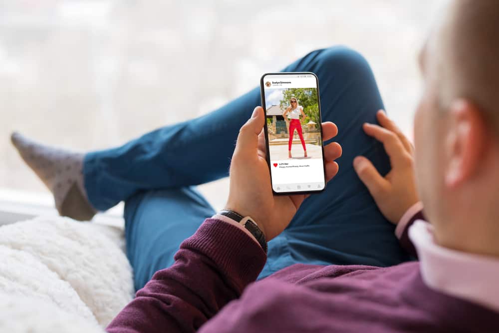 ¿Por qué mi ex está mirando a mi Instagram ¿Cuentos?