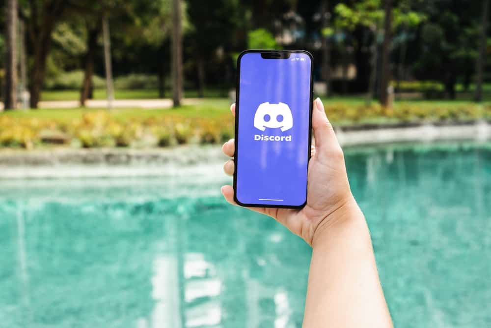 ¿Por qué mi texto está rojo en Discord? ¿Por qué mi texto está rojo en Discord?