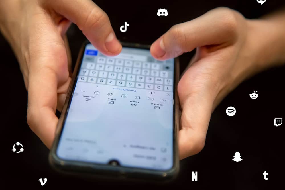¿Qué significa «/J» en Twitter?